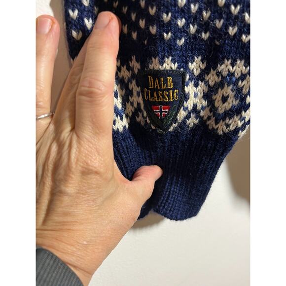 VTG Dale of Norway Women's Navy Blue Fair Isle Nordic Cardigan Wool Sweater L - Picture 9 of 10